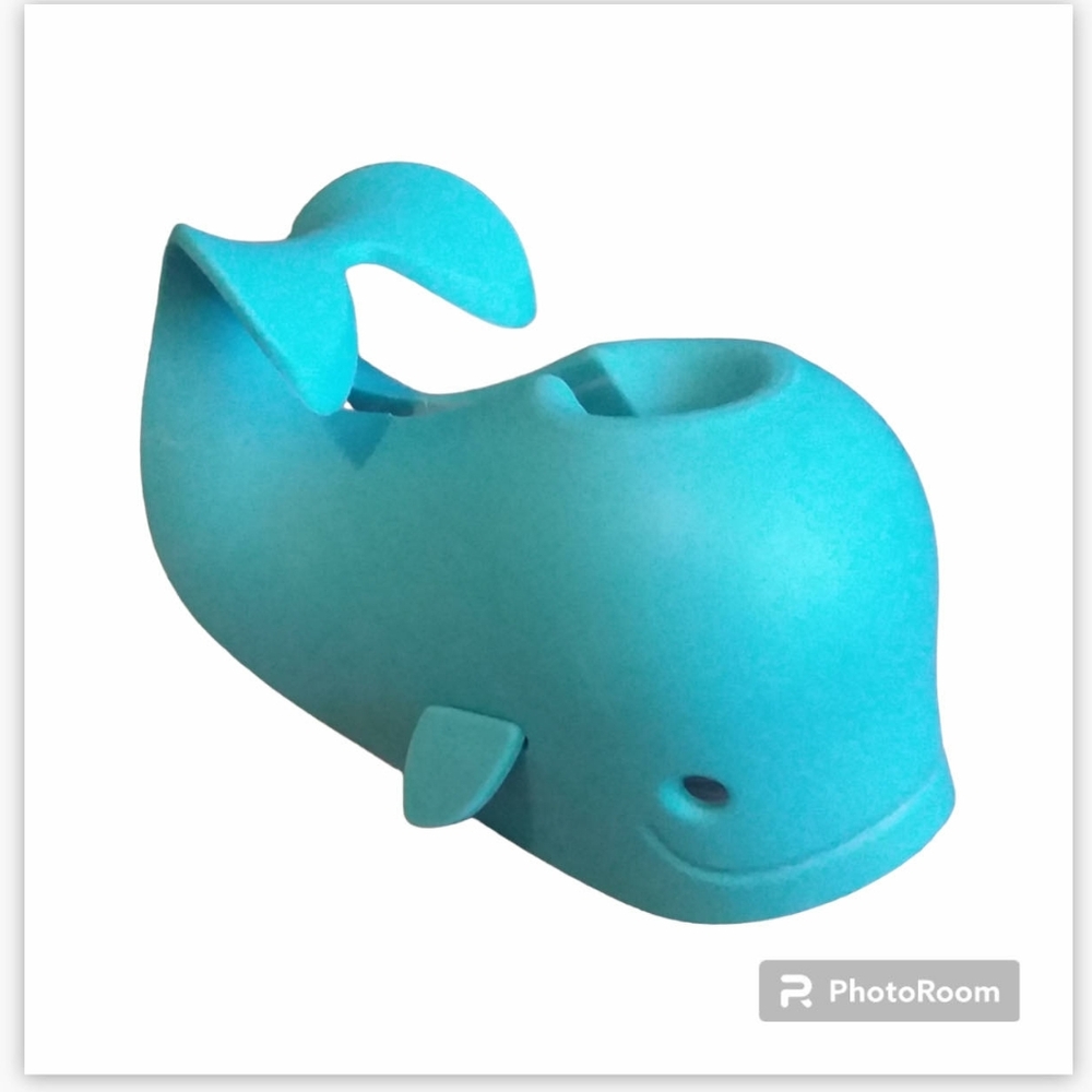 🔥3/$30  Skip Hop "Moby" Whale Spout Cover